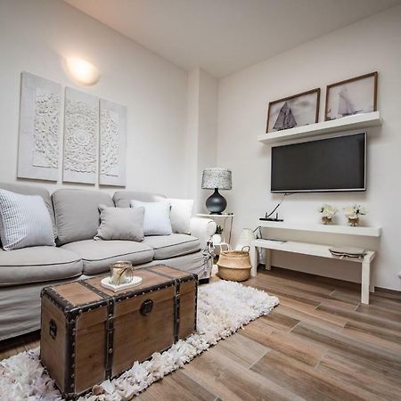 Cherihomeassisi Apartment Buitenkant foto