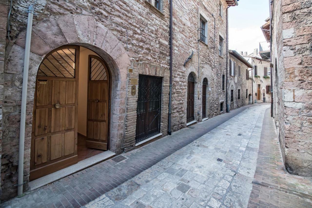 Cherihomeassisi Apartment Buitenkant foto